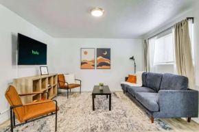 Cozy 2BR Apt w Parking near Downtown SLC